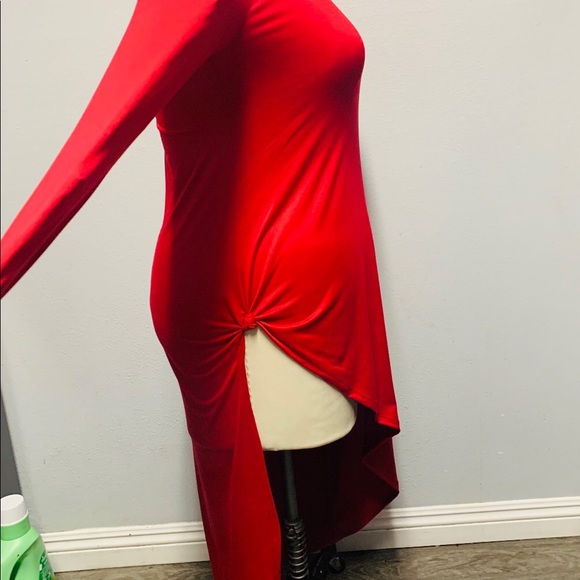 Torrid NWT red asymmetrical tunic - Picture 2 of 3